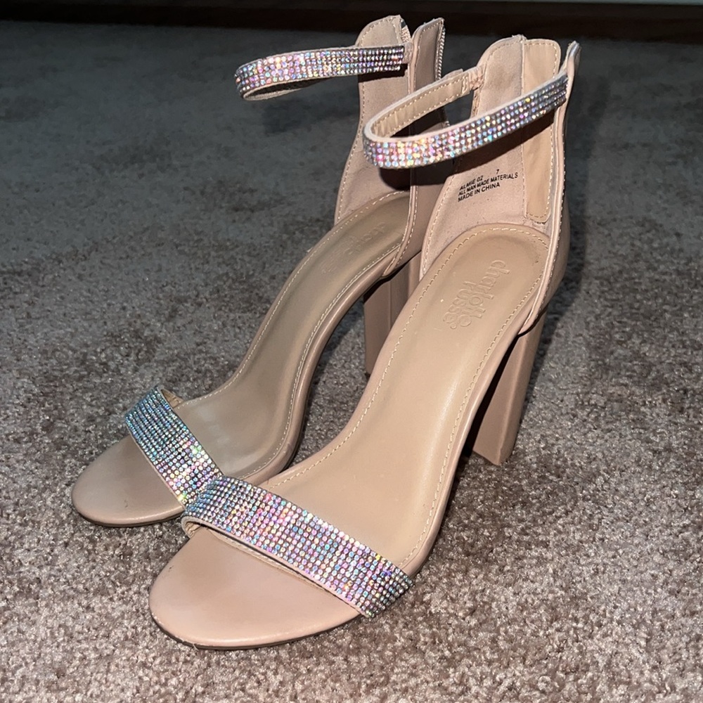 Heels - Picture 4 of 5